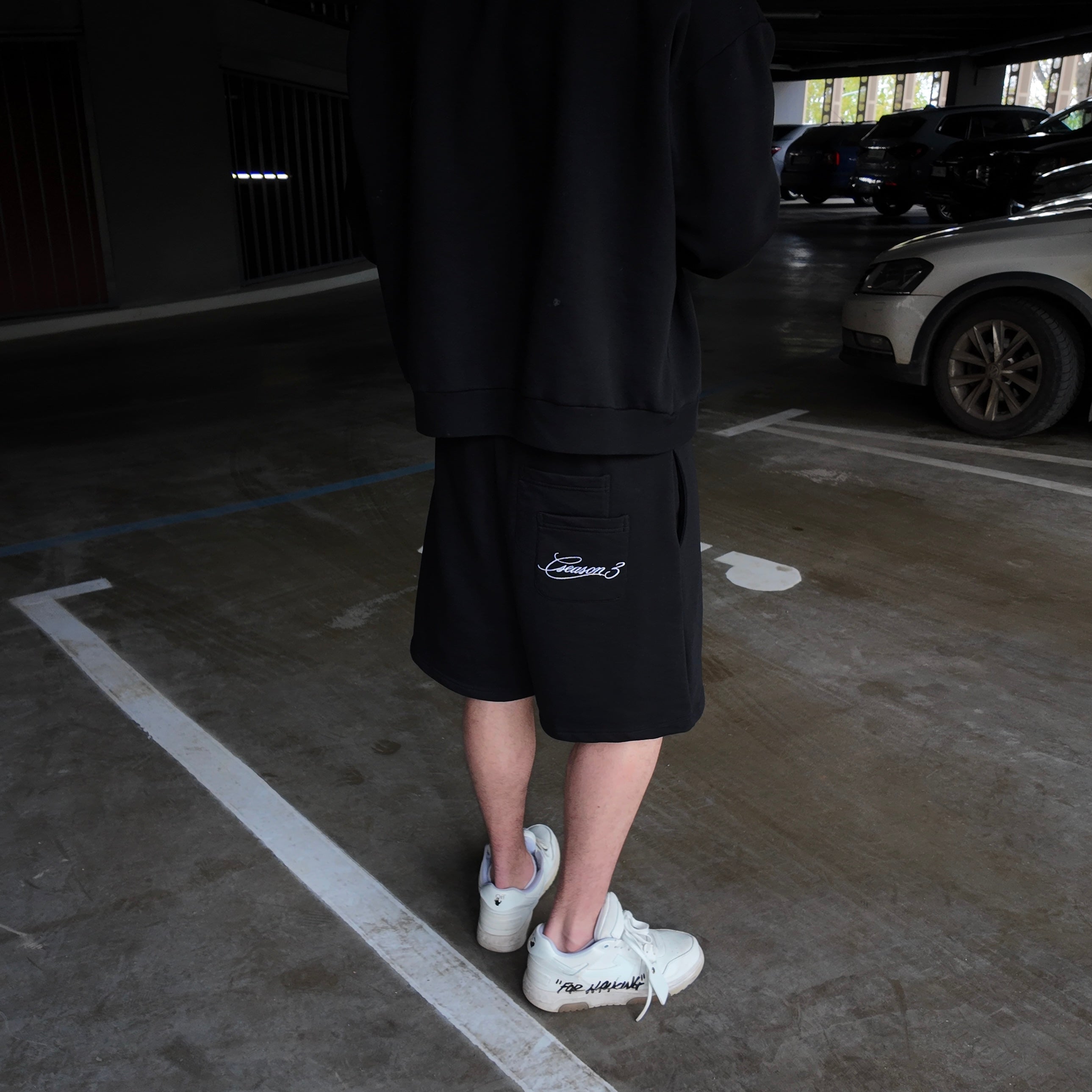 emiproject black shorts